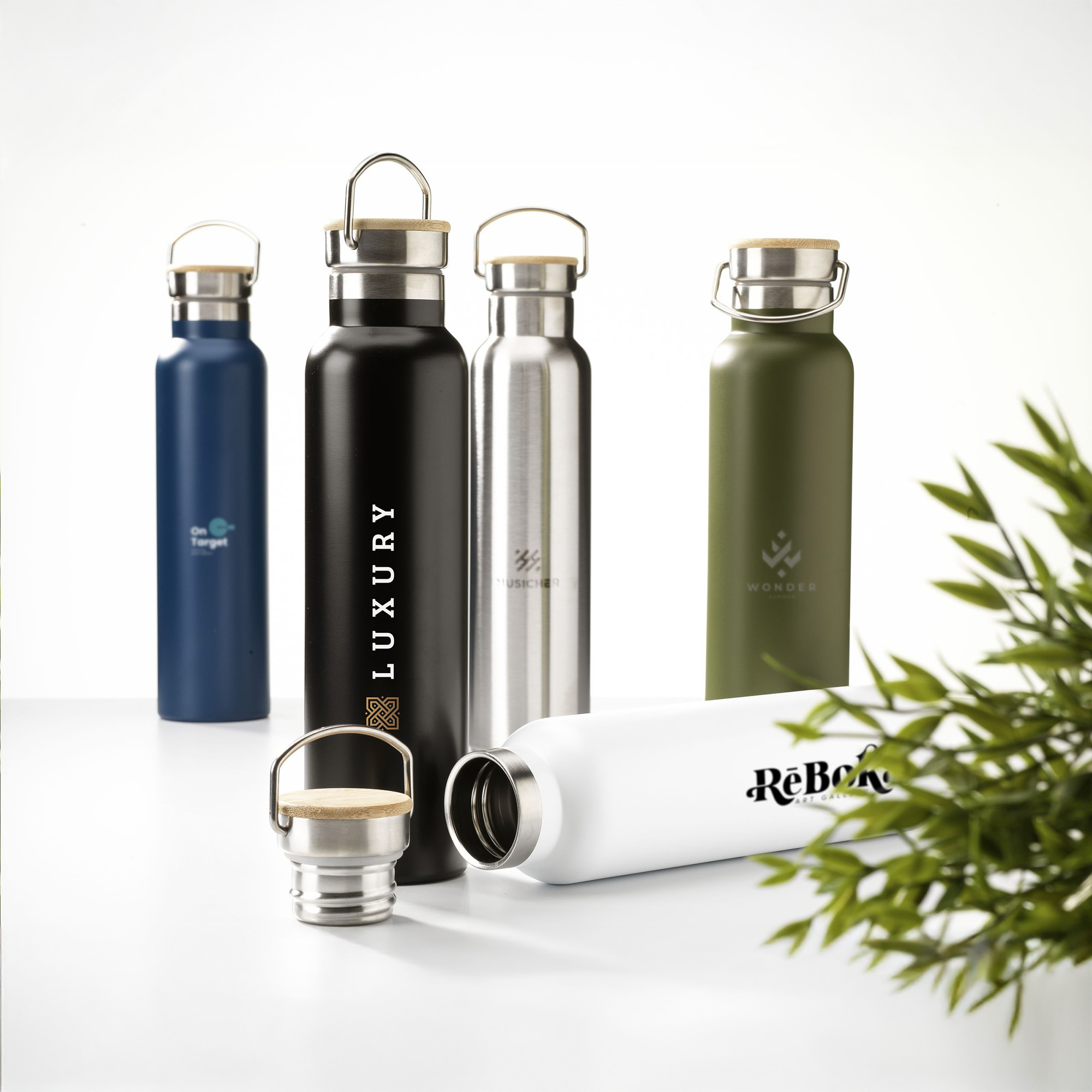 Bouteille isotherme en acier inoxydable Vintage – 750 ml | Isolation sous vide | Bouchon à vis avec bambou | Conception étanche