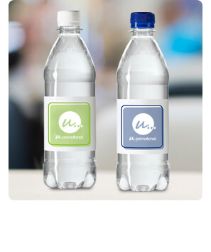 Bouteilles d'eau avec logo